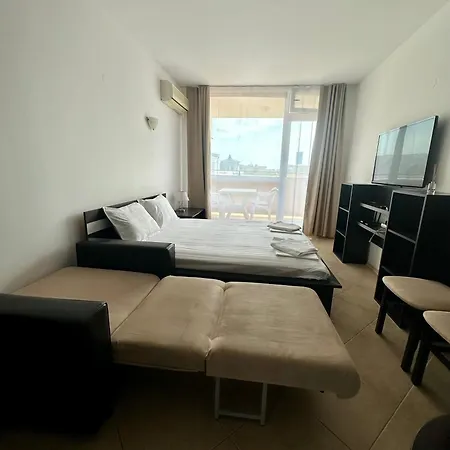 Апартаменти Psb In Sunset 4 *